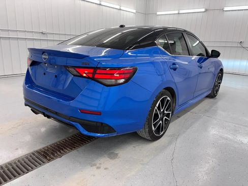 Used 2024 Nissan Sentra SR w/ SR Premium Package FWD image 4