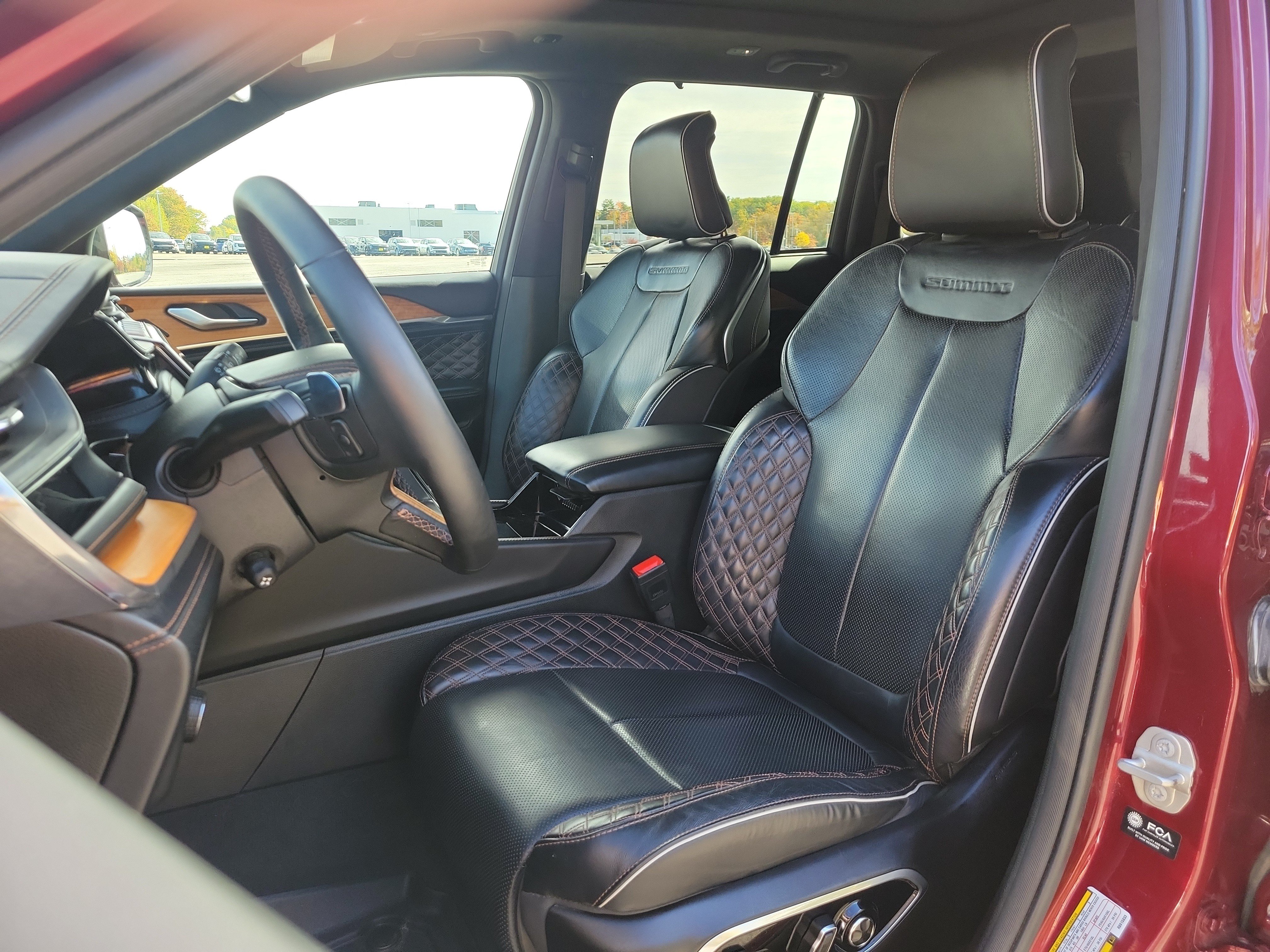 Used 2024 Jeep Grand Cherokee Summit AWD/4WD image 14