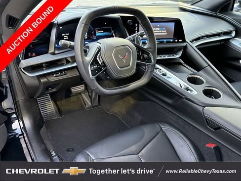 Used 2026 Chevrolet Corvette Stingray Coupe w/ 1LT RWD image 11