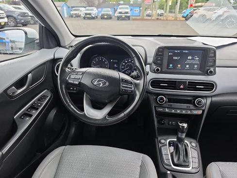 Used 2019 Hyundai Kona Limited AWD/4WD image 21