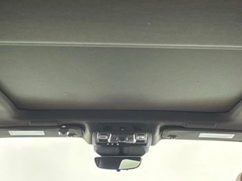 Used 2021 Cadillac Escalade Sport RWD image 43