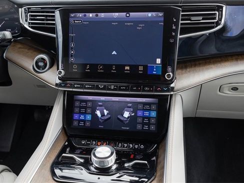 Used 2024 Jeep Grand Wagoneer Series I w/ Convenience Group III image 25