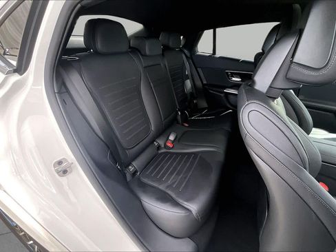 Certified 2025 Mercedes-Benz GLC 300 4MATIC w/ AMG Line image 19
