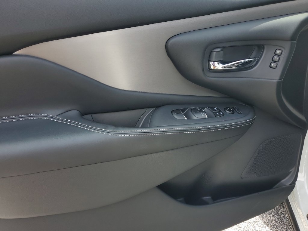 Used 2024 Nissan Murano SL FWD image 20