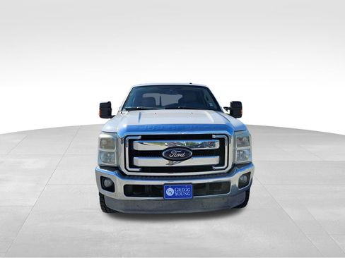 Used 2013 Ford F250 Lariat w/ Lariat Interior Pkg AWD/4WD image 3