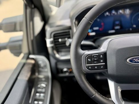 New 2025 Ford F350 Lariat w/ Lariat Ultimate Package image 17