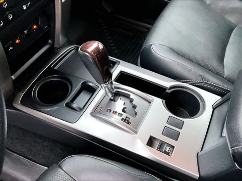 Used 2022 Toyota 4Runner Limited image 15