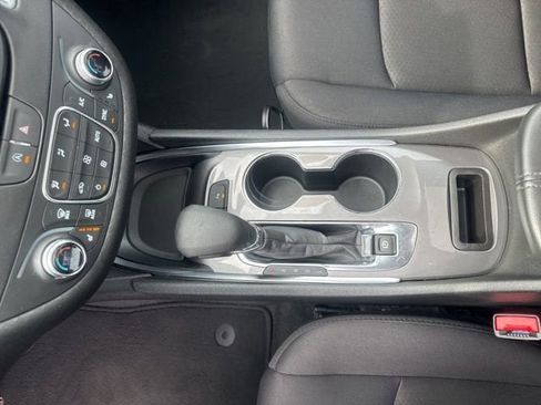 Used 2024 Chevrolet Malibu LT image 18