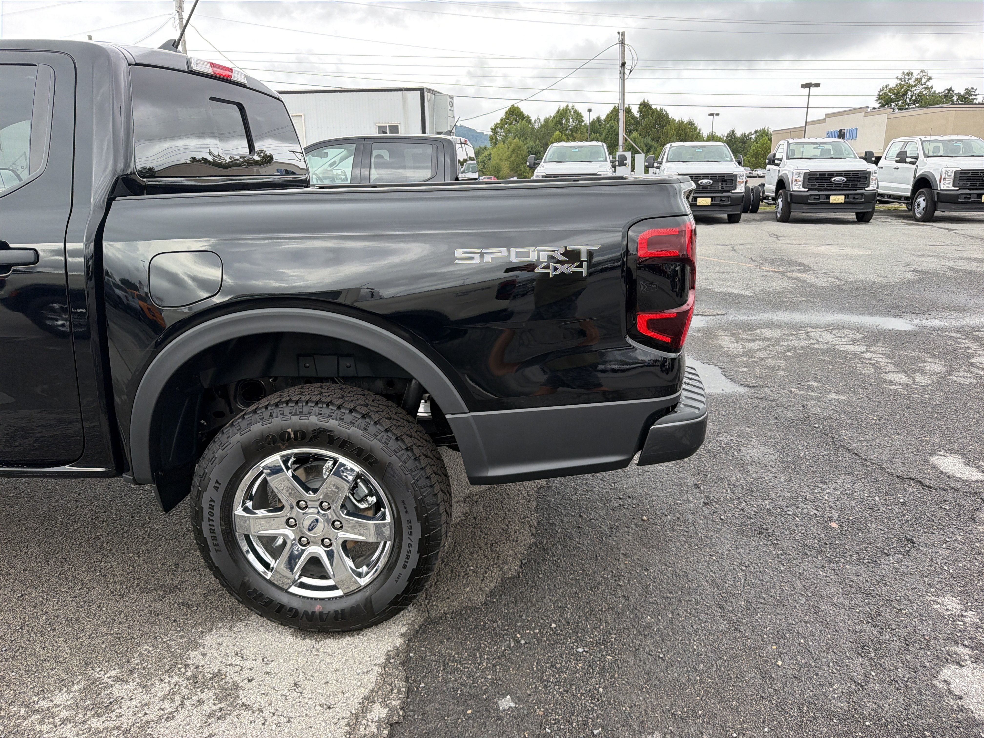 New 2026 Ford Ranger XLT w/ Trailer Tow Package AWD/4WD image 7