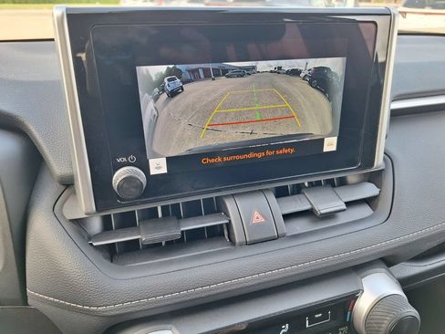 Used 2025 Toyota RAV4 LE FWD image 19