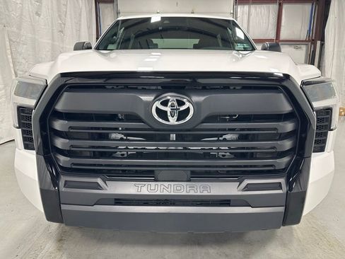 Used 2025 Toyota Tundra SR w/ SR Tow Package AWD/4WD image 2