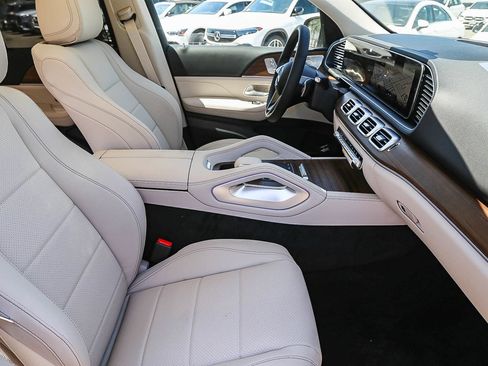 New 2026 Mercedes-Benz GLE 450e 4MATIC image 15