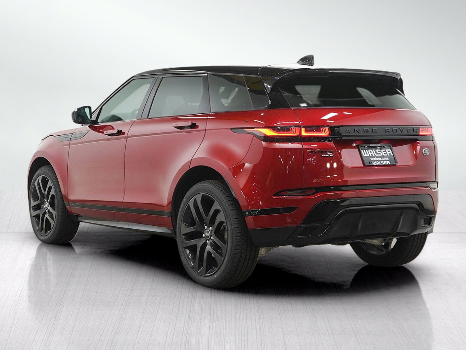 Used 2020 Land Rover Range Rover Evoque R-Dynamic SE AWD/4WD image 3