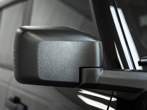 Used 2025 Ford Bronco Badlands image 13