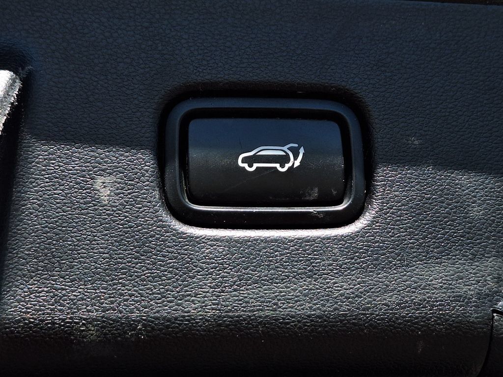 Certified 2023 Hyundai Tucson SEL w/ Convenience Package AWD/4WD image 28