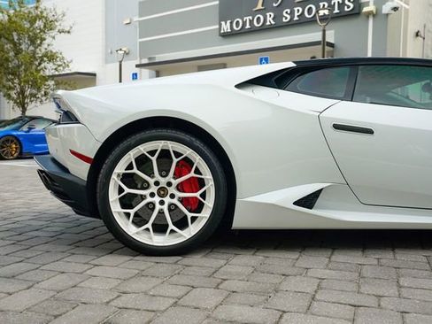 Used 2016 Lamborghini Huracan LP 610-4 Avio image 31