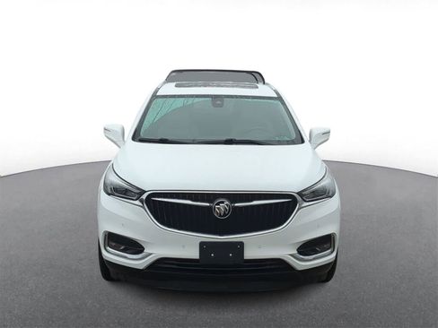 Used 2019 Buick Enclave Premium w/ Experience Buick Package image 3