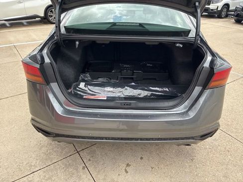 New 2026 Nissan Altima 2.5 SV w/ SV Premium Package FWD image 7