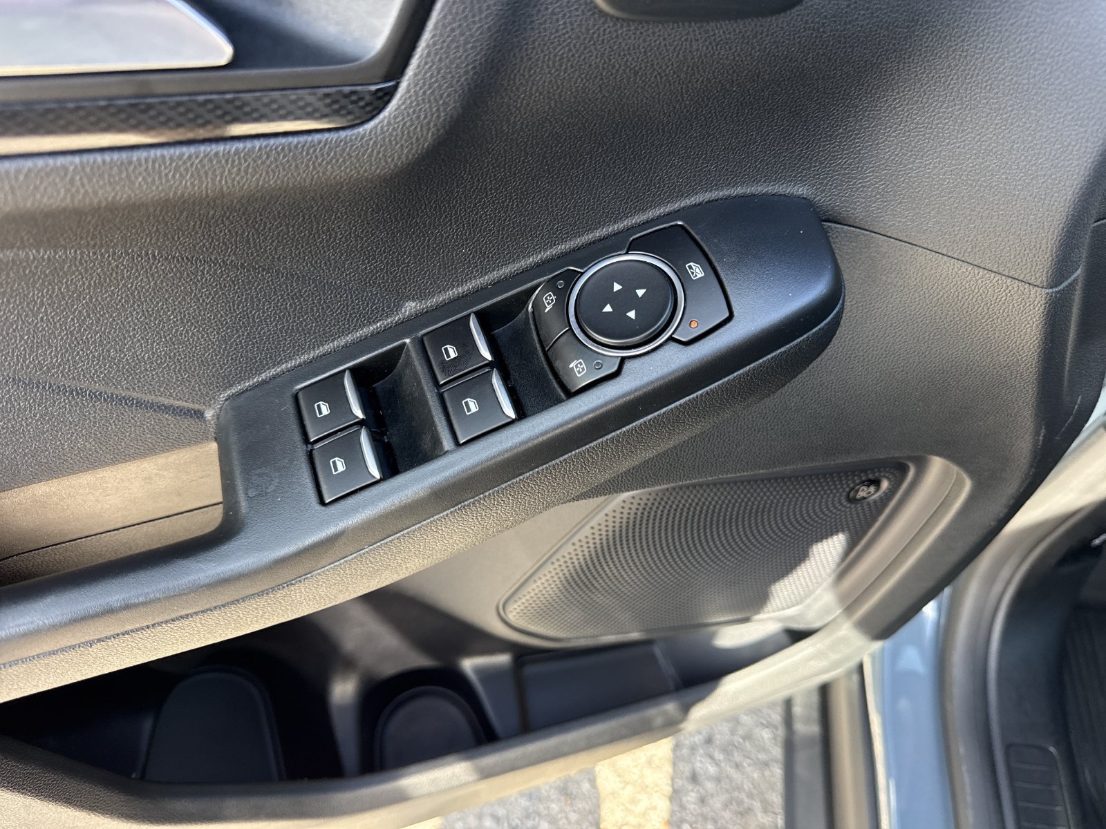 Used 2023 Ford Escape ST-Line Elite w/ Premium Technology Package AWD/4WD image 16