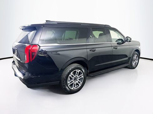Used 2025 Ford Expedition Max Active AWD/4WD image 9