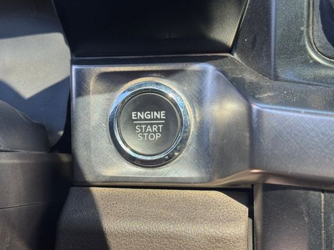 Used 2023 Ford F350 King Ranch image 29