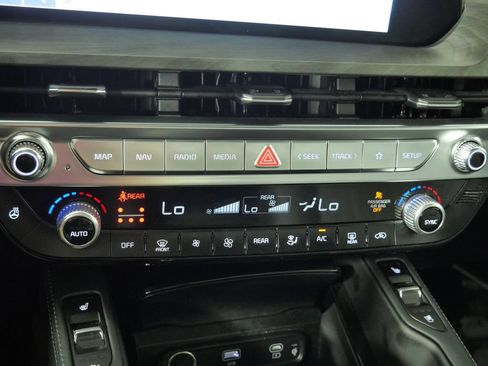 Used 2024 Kia Telluride SX Prestige X-Line AWD/4WD image 32