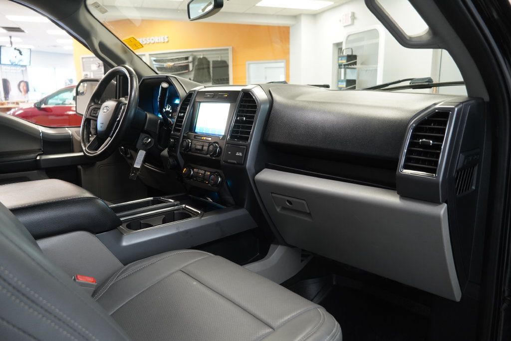 Used 2019 Ford F150 XLT w/ Equipment Group 302A Luxury AWD/4WD image 37