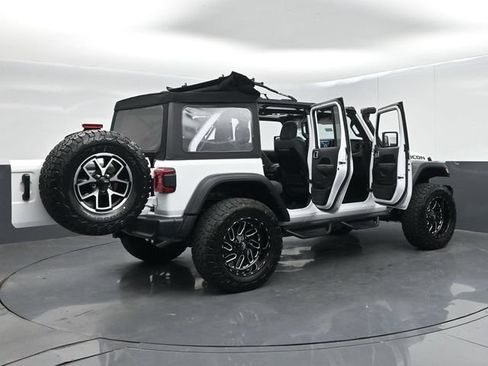 Used 2024 Jeep Wrangler Unlimited Rubicon AWD/4WD image 70