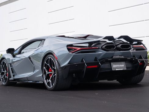 Used 2024 Lamborghini Revuelto AWD/4WD image 38