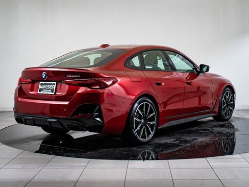 Used 2025 BMW M440i image 10