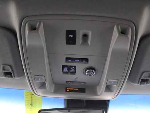 Used 2019 GMC Yukon Denali w/ Denali Ultimate Package image 44