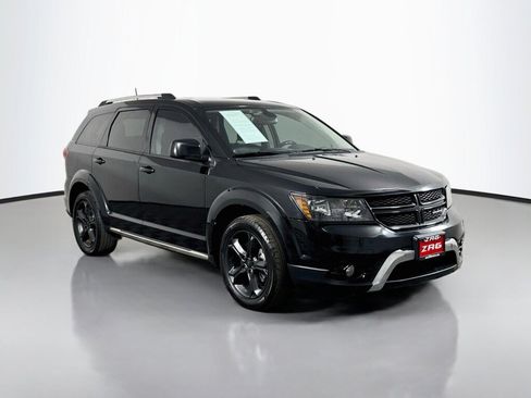 Used 2019 Dodge Journey Crossroad w/ Driver Convenience Group AWD/4WD image 7