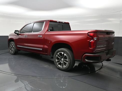 Used 2024 Chevrolet Silverado 1500 High Country RWD image 3