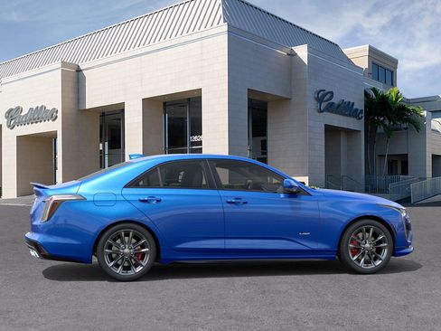 New 2026 Cadillac CT4 V image 5