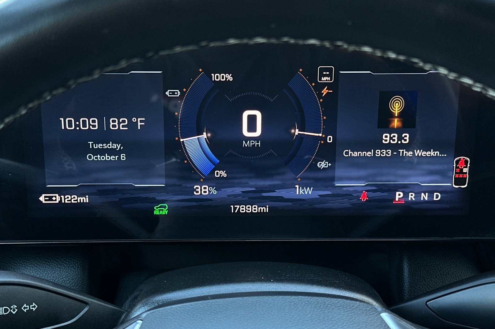 Used 2024 Chevrolet Equinox EV LT FWD image 33