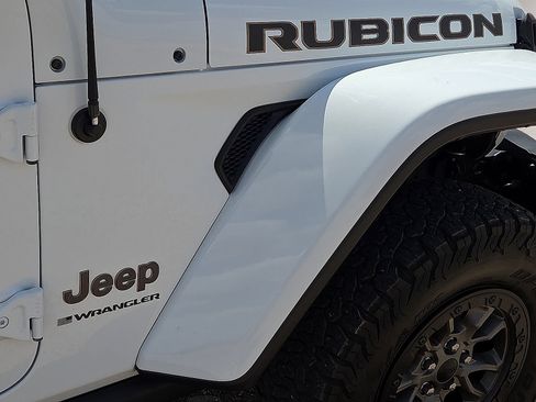 Used 2023 Jeep Wrangler Unlimited Rubicon 392 AWD/4WD image 12