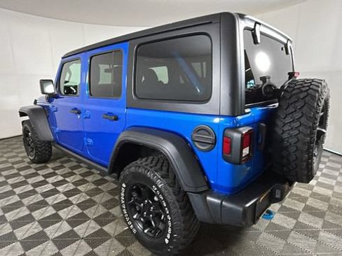 Used 2023 Jeep Wrangler Unlimited w/ Cold Weather Group AWD/4WD image 4