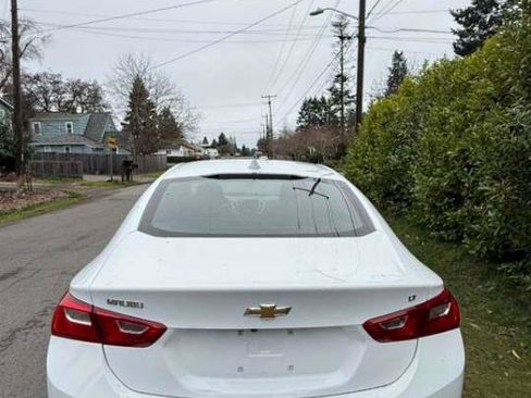 Used 2023 Chevrolet Malibu LT FWD image 7