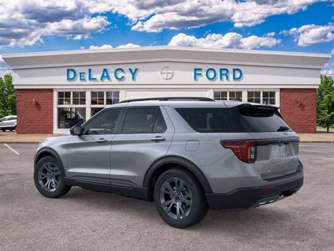 New 2026 Ford Explorer Active w/ Active Comfort Package AWD/4WD image 5