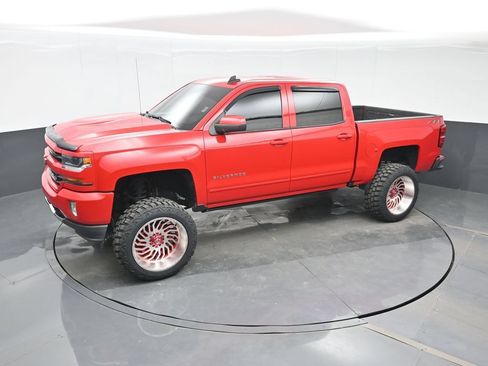 Used 2018 Chevrolet Silverado 1500 LT w/ All Star Edition AWD/4WD image 17