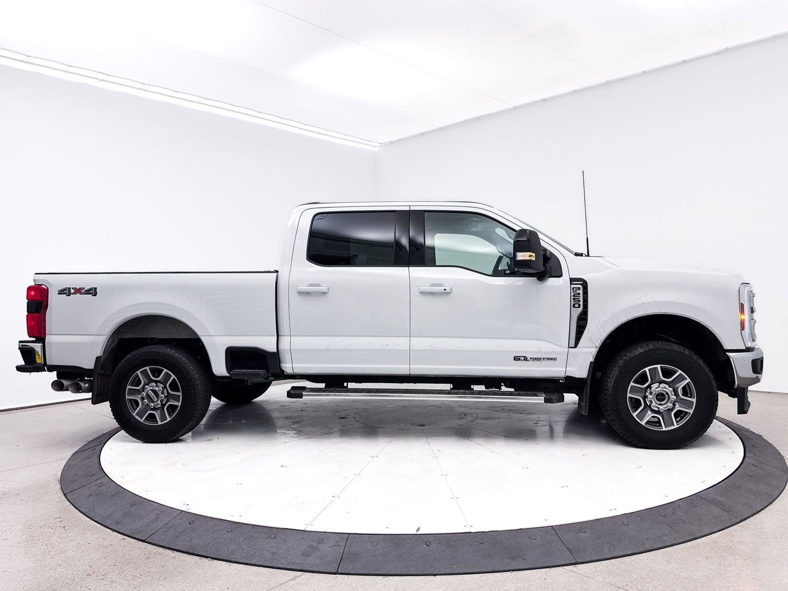 Used 2024 Ford F250 Lariat AWD/4WD image 32