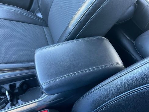 Used 2024 Jeep Compass Latitude image 45