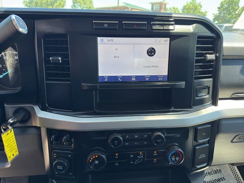 Used 2024 Ford F250 XLT w/ FX4 Off-Road Package AWD/4WD image 29