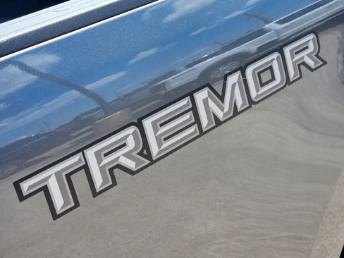 New 2026 Ford F250 Lariat w/ Tremor Off-Road Package AWD/4WD image 13