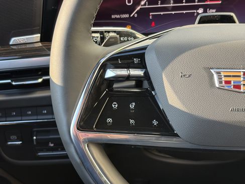 New 2026 Cadillac Escalade Luxury image 21