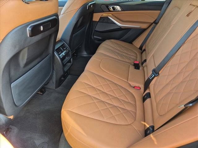 Certified 2024 BMW X5 xDrive40i w/ Premium Package AWD/4WD image 21
