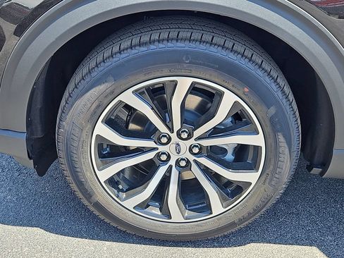 New 2026 Ford Explorer ST-Line RWD image 17