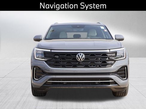 Certified 2026 Volkswagen Atlas Cross Sport SEL Premium R-Line AWD/4WD image 3