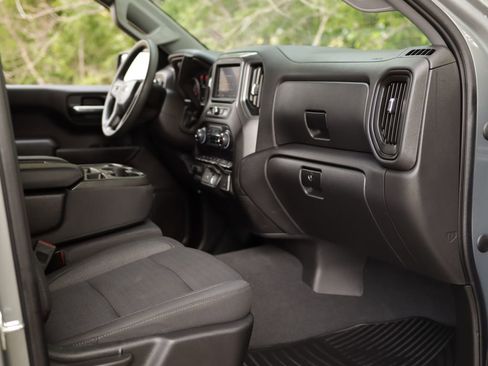 Used 2024 Chevrolet Silverado 1500 Custom Trail Boss AWD/4WD image 29