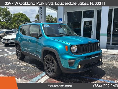 Used 2021 Jeep Renegade Latitude AWD/4WD image 3